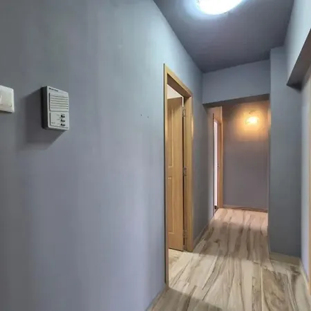 3-room *